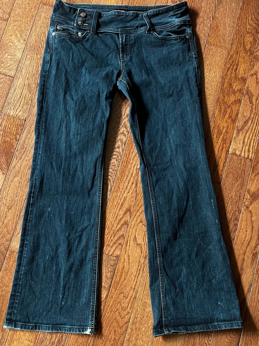 Vigoss Y2K low-rise flare jeans in a dark blue denim wash size 15